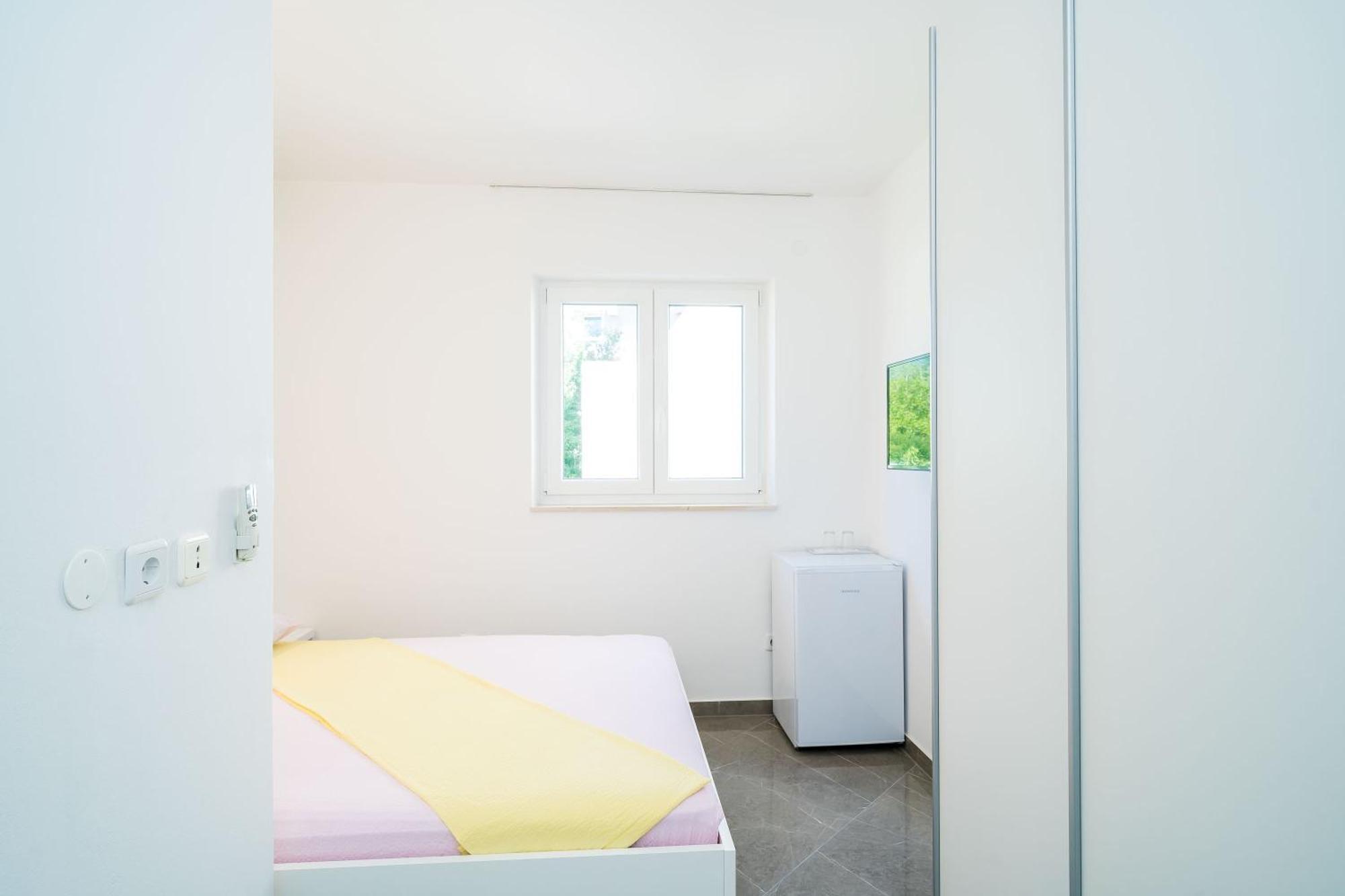 Rooms & Apartments Barisic Mlini Szoba fotó